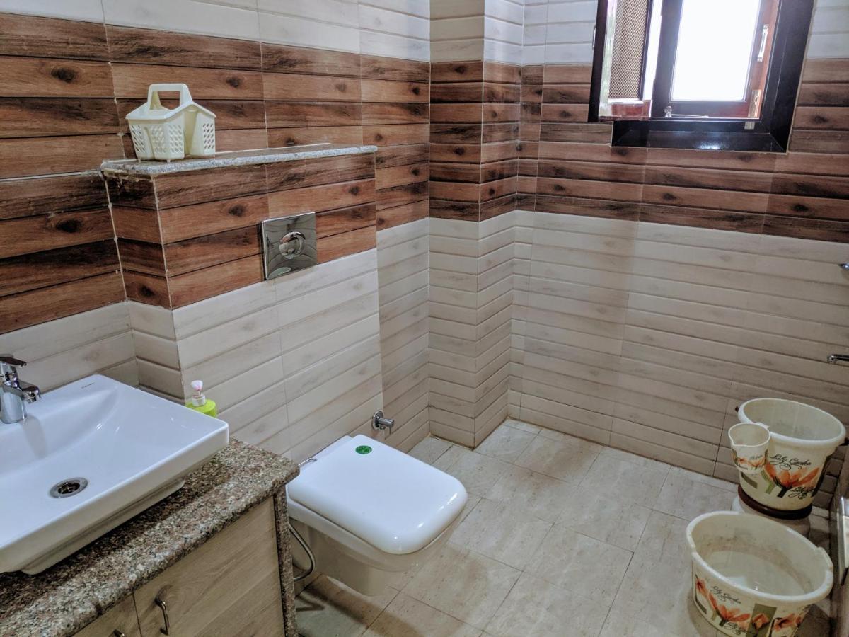 Bedchambers Serviced Apartments, Sector 38 Gurgáon Kültér fotó