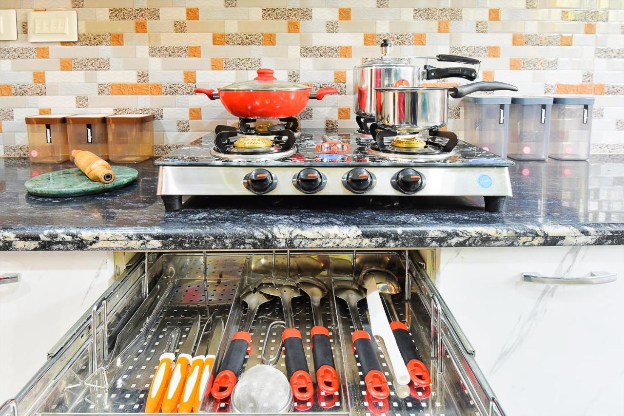 Bedchambers Serviced Apartments, Sector 38 Gurgáon Kültér fotó